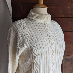 90s Vintage Off-white Cable Knit Turtleneck