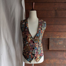 Load image into Gallery viewer, 90&#39;s Vintage Teddy Bear Tapestry Vest
