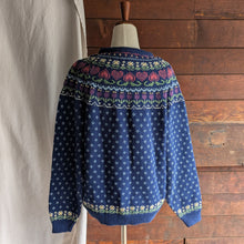 Load image into Gallery viewer, 90s Vintage Embroidered Hearts and Flowers Sweater
