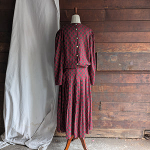 80s/90s Vintage Drop-Waist Red Printed Dress