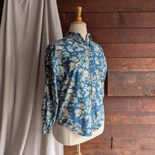 Load image into Gallery viewer, 90s Vintage Teal Floral Print Button Up Shirt
