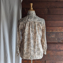 Load image into Gallery viewer, 90s Vintage Tan Paisley Poly Blouse
