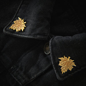 Maple Leaf Collar Pin Set