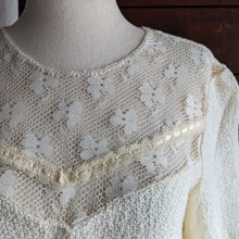 Load image into Gallery viewer, 70s Vintage Cream Lace Acrylic Knit Top

