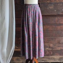 Load image into Gallery viewer, 90s Vintage Pastel Purple Paisley Maxi Skirt
