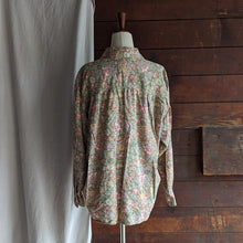 Load image into Gallery viewer, 90s Vintage Rayon Blend Floral Blouse
