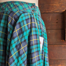 Load image into Gallery viewer, 90s Vintage Green Plaid Circle Skirt
