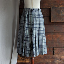 Load image into Gallery viewer, Vintage Blue Plaid Wool Skirt
