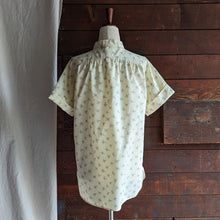 Load image into Gallery viewer, 70s Vintage Cream Polyester Blouse
