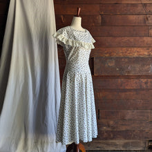 Load image into Gallery viewer, 80s/90s Vintage Homemade Prairie Dress
