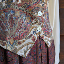 Load image into Gallery viewer, 90s Vintage Reddish Paisley Midi Skirt
