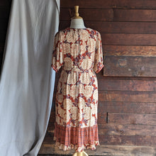 Load image into Gallery viewer, 80s/90s Vintage Floral and Plaid Maxi Dress with Belt
