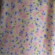 Load image into Gallery viewer, 90s Vintage Pastel Spring Floral Top
