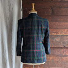 Load image into Gallery viewer, 90s Vintage Wool Blend Plaid Blazer
