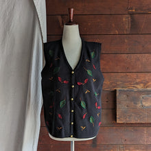 Load image into Gallery viewer, 90s Vintage Black Acrylic Vest with Leaves
