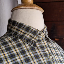 Load image into Gallery viewer, Vintage Tan and Black Plaid Cotton Shirt
