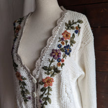Load image into Gallery viewer, 90s Vintage Cream and Floral Embroidered Cardigan
