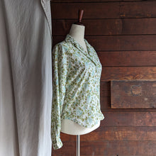Load image into Gallery viewer, 50s/60s Vintage Leaf Print Blouse
