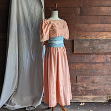 Load image into Gallery viewer, 70s/80s Vintage Homemade Peachy Pink Jacquard Dress
