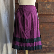 Load image into Gallery viewer, 80s/90s Vintage Pleated Magenta and Black Poly Midi Skirt
