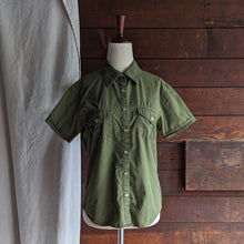 Load image into Gallery viewer, 90s/Y2K Olive Cotton Shirt
