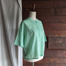 Load image into Gallery viewer, 60s Vintage Shamrock Blouse
