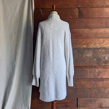 Load image into Gallery viewer, Vintage Knit White Open Cardigan
