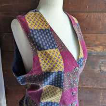 Load image into Gallery viewer, 90s Vintage Corduroy Patchwork Vest
