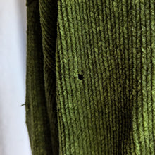 Load image into Gallery viewer, 90s/Y2K Green Chenille Sweater
