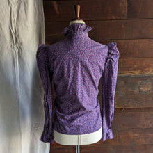 Load image into Gallery viewer, 70s Vintage Purple Floral Cotton Blouse

