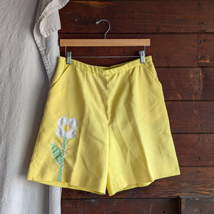 70s Vintage Yellow Daisy Shorts