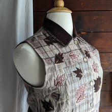 Load image into Gallery viewer, 90s Vintage Leaf Embroidered Brown Wool Blend Vest
