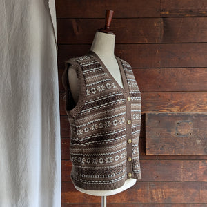 90s Vintage Brown and White Acrylic Sweater Vest