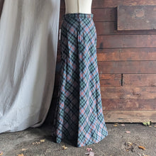 Load image into Gallery viewer, 70s/80s Vintage Wool/Flax Plaid Maxi Skirt

