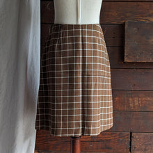 Load image into Gallery viewer, Vintage Brown Grid Patterned Mini Skirt
