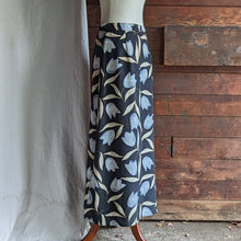 Load image into Gallery viewer, 90s Vintage Tulip Print Maxi Skirt
