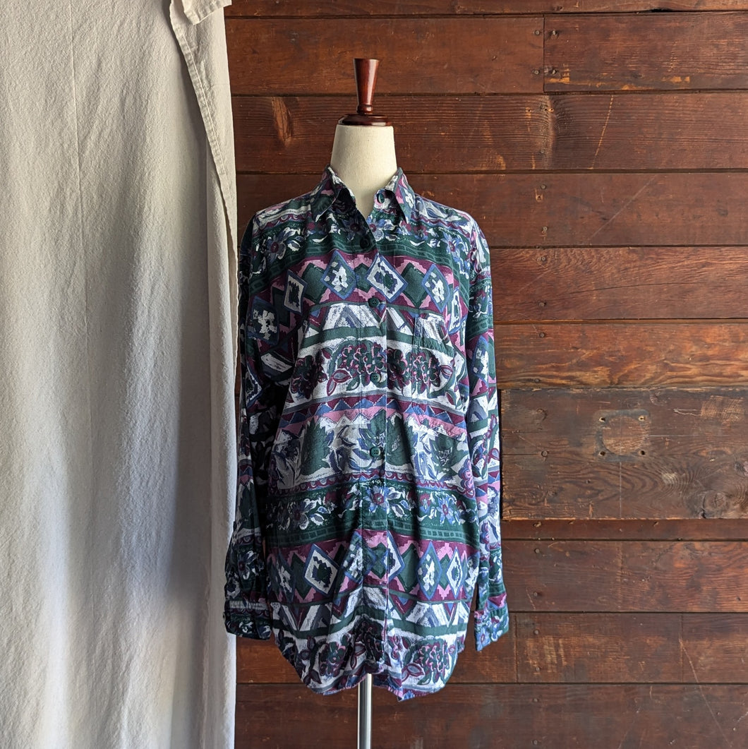 90s Vintage Geometric Patterned Rayon Shirt