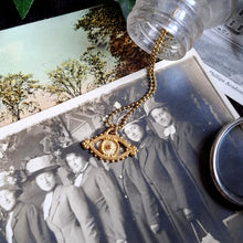 Load image into Gallery viewer, Eye On You Necklace
