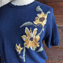Load image into Gallery viewer, 90s Vintage Plus Size Sunflower Cotton Knit Top
