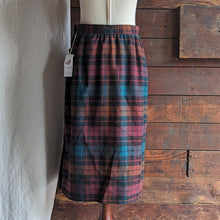 Load image into Gallery viewer, 80s Vintage Fall Plaid Wool Midi Skirt
