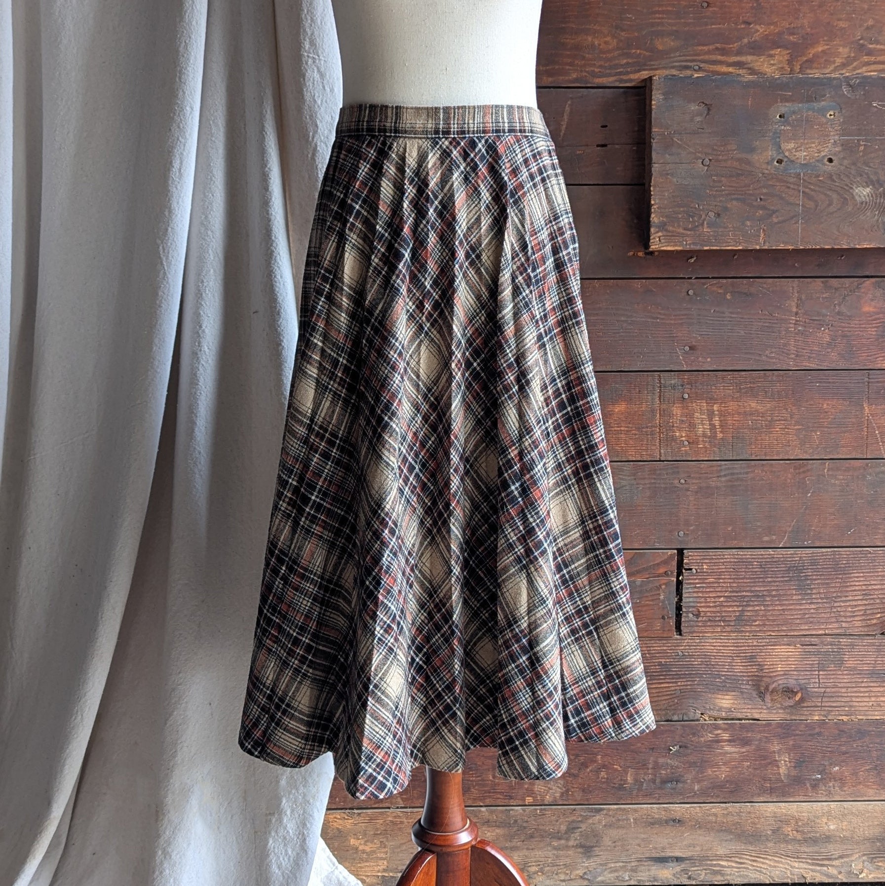 70s Vintage A-line Brown & Black Plaid Pleated Wool Midi Skirt