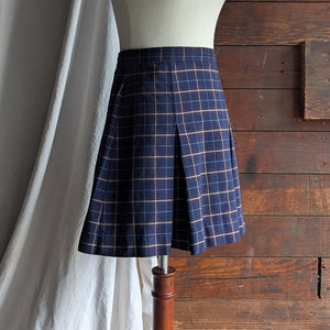 90s Vintage Navy Plaid Mini Skirt