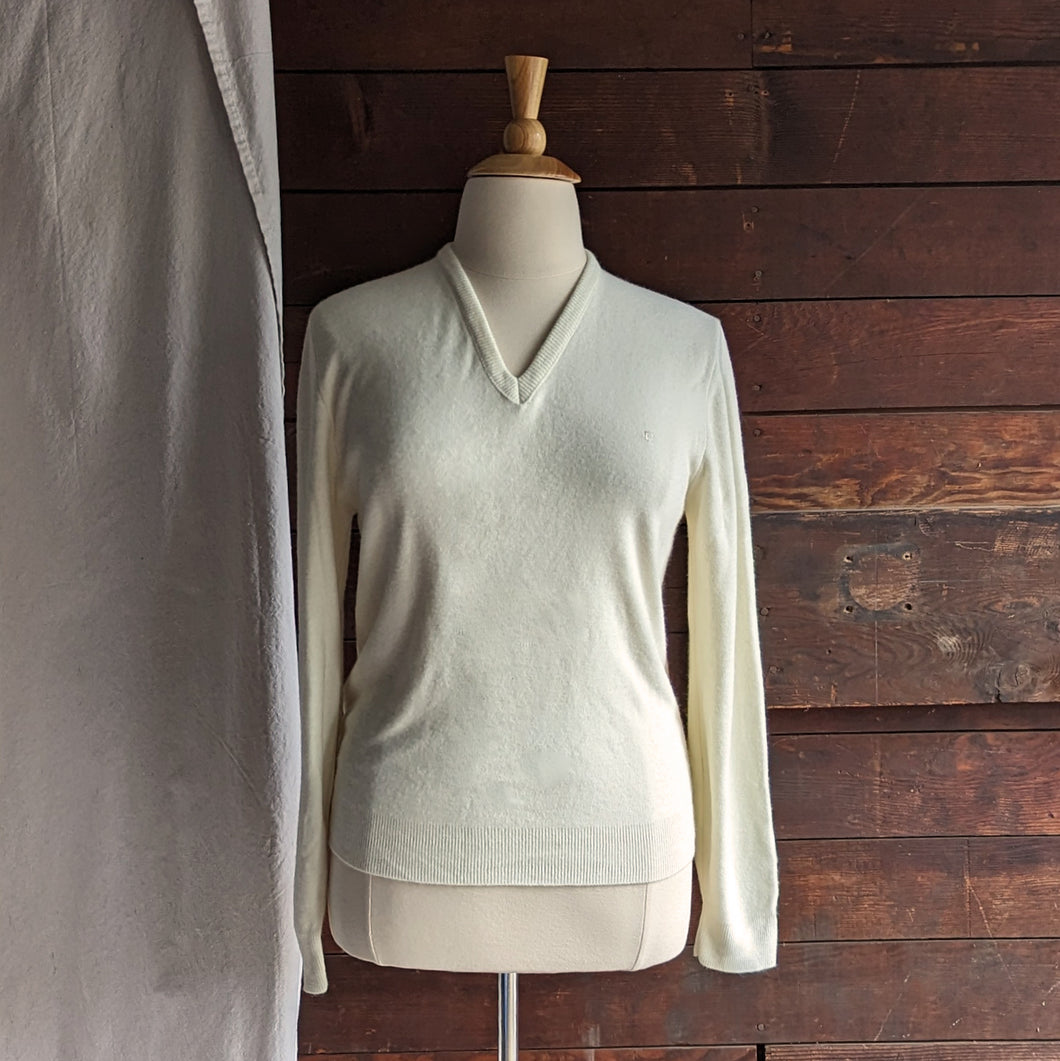 Vintage Off-White Acrylic Knit Sweater
