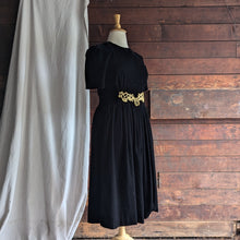 Load image into Gallery viewer, 90s Vintage Black and Gold Velvet Dress
