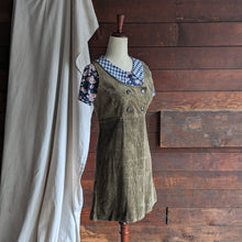 Load image into Gallery viewer, 90s Vintage Olive Corduroy Sleeveless Mini Dress
