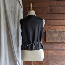 Load image into Gallery viewer, 90s Vintage Plus Size Paisley Jacquard Vest
