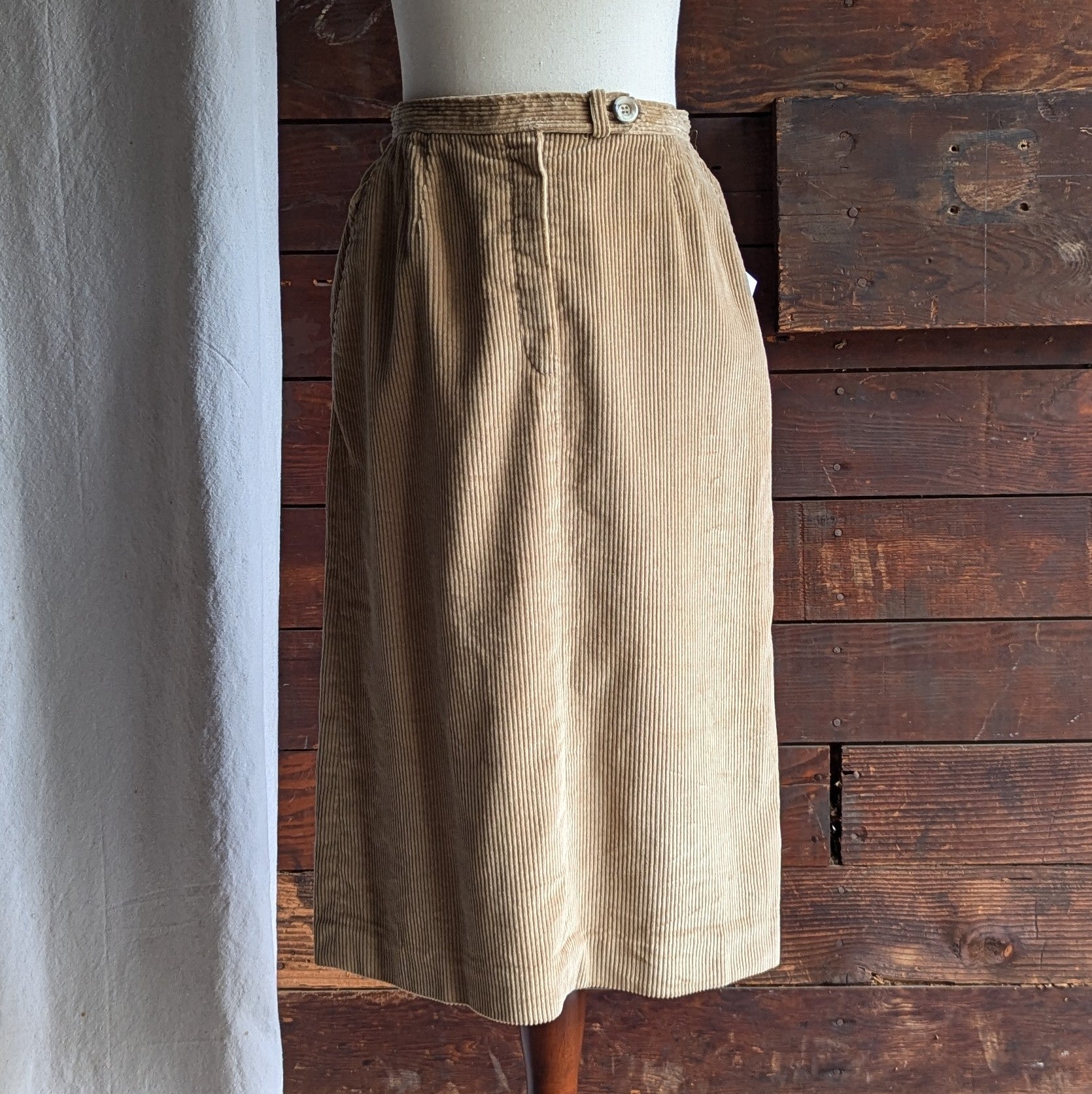 80s Vintage Tan Corduroy Midi Skirt Forager Vintage