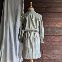 Load image into Gallery viewer, 60s/70s Vintage Homemade Shirtdress
