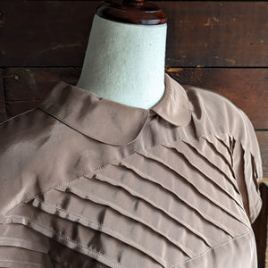 80s/90s Vintage Brown Pleated Short Sleeve Blouse