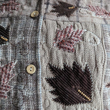 Load image into Gallery viewer, 90s Vintage Leaf Embroidered Brown Wool Blend Vest
